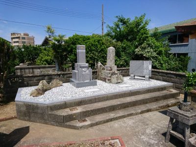 夫婦墓新設及び墓所内樹木の撤去と草止め工事