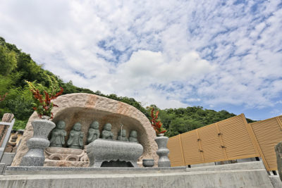 宗心墓園